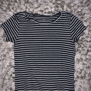 American eagle t shirt